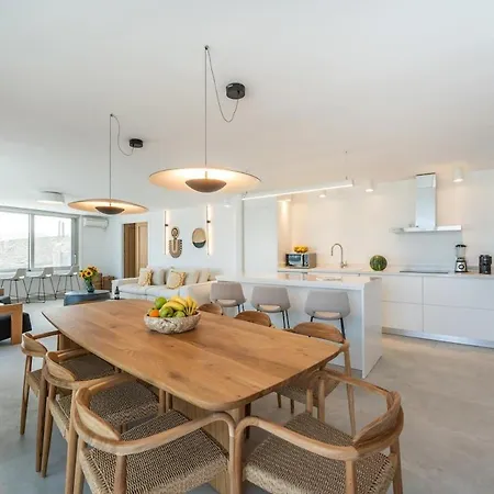 Manhattan By Mykonos Mood *